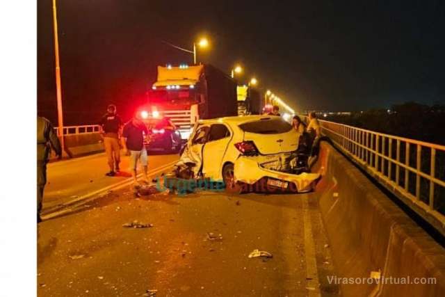 Impactante accidente en el puente Internacional Santo Tomé -San Borja