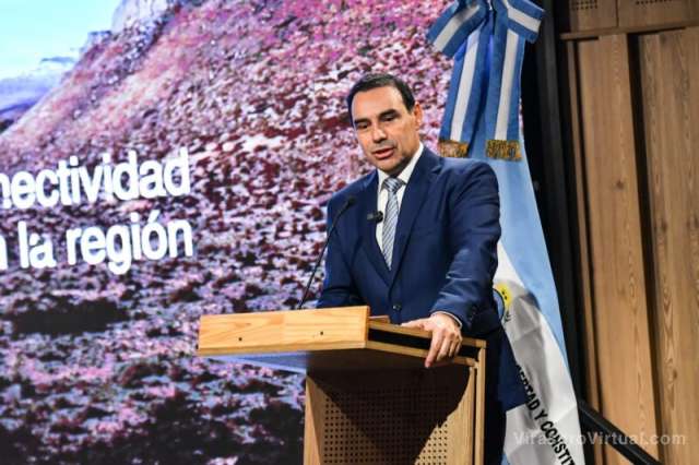 El gobernador Valdés encabezó la apertura de la 3° edición de la TelCo Conf 2024