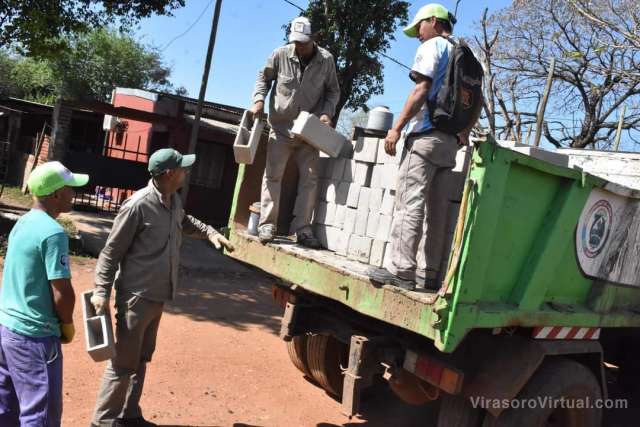 Desde el área de Acción Social del municipio, se brindó apoyo a 3 familias en Víctor Navajas