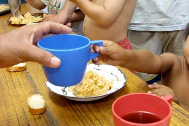 Una investigación aborda la problemática de la malnutrición infantil en el NEA,