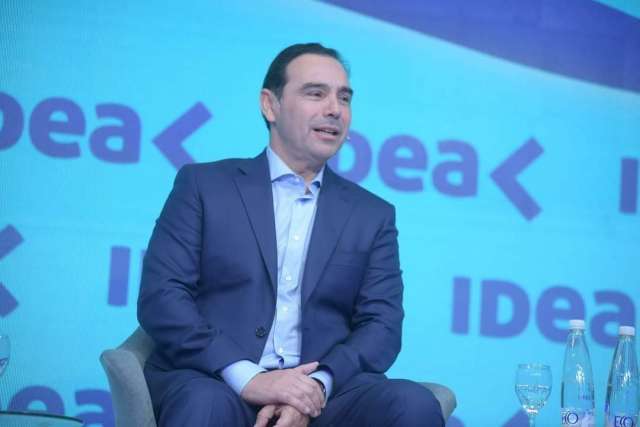 EN MAR DEL PLATA Valdés participó junto a otros gobernadores del 60° Coloquio de IDEA