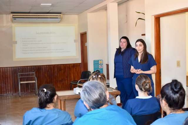 Se realizó una charla informativa sobre la menopausia
