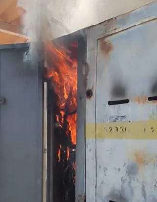 Se produjo un incendio en la escuela "Rector Vicente Fidel López",