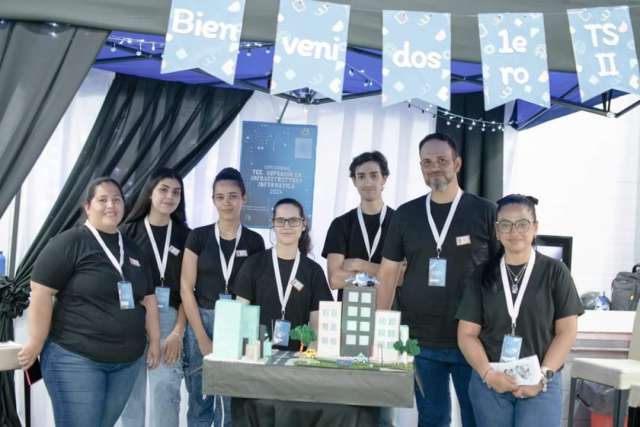 Expo Carrera 2024 en Ituzaingó: