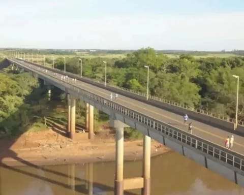 El gobierno de Corrientes ha llamado a licitación para la concesión del puente Santo Tomé-San Borja,