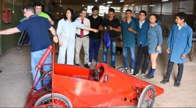 La Escuela Técnica de Santo Tomé participa en el Tecnicar 2024,