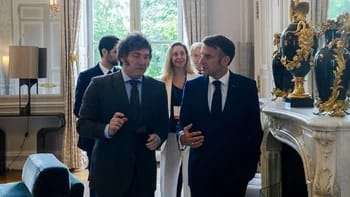 El presidente Javier Milei recibió anoche en la Quinta de Olivos a su par francés, Emmanuel Macron,