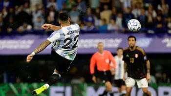 Lautaro Martínez anotó el gol del triunfo de Argentina ante Perú