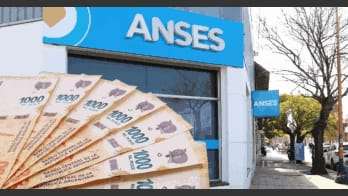 En diciembre, los jubilados y pensionados de ANSES recibirán un aumento del 2.7%,