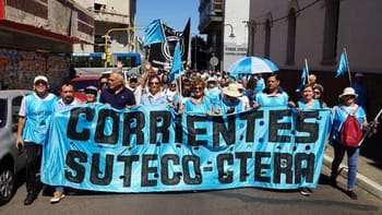 Los docentes correntinos reclaman una compensación por la merma del 40% en el aguinaldo