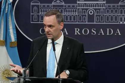 El gobierno de Argentina anunció que implementará una reforma migratoria