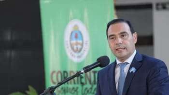 El gobernador de Corrientes, Gustavo Valdés, destacó la importancia de la salud pública