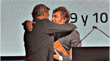 El presidente Javier Milei prometió al sector agropecuario que reducirá las retenciones en 2025