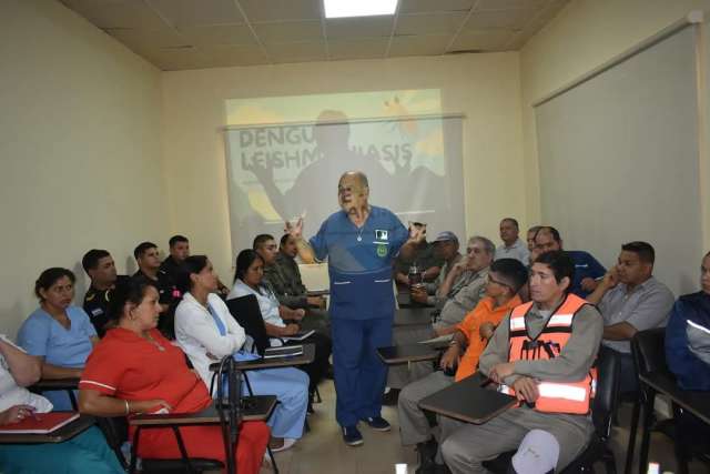 Capacitación en el CIC 1 de Santo Tomé sobre el control focal y manejo de enfermedades