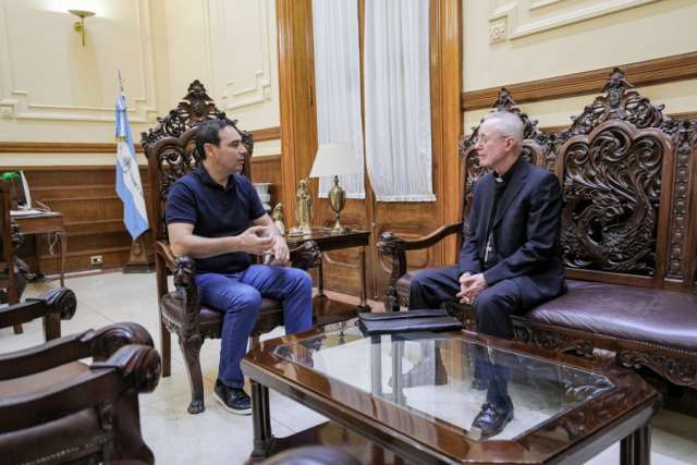 El Arzobispo de Corrientes, Monseñor Andrés Stanovnik, se reunió con el gobernador Gustavo Valdés