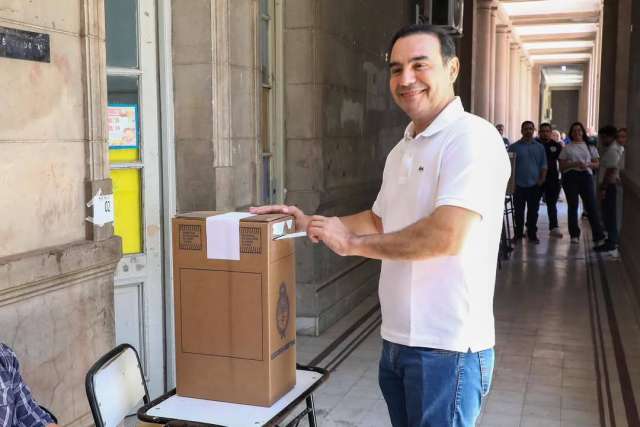 Gustavo Valdés es el nuevo presidente de la Unión Cívica Radical en Corrientes