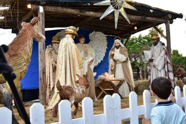 Se inauguró el pesebre de Navidad del Anfiteatro José Hernández,
