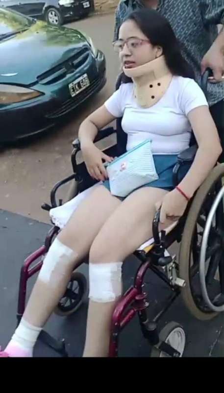 Una joven de 18 años, Perla Jael Ayala, sufrió graves lesiones tras ser atropellada por una camioneta