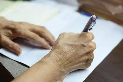 El programa UPAMI de PAMI ofrece cursos universitarios y talleres gratuitos para sus afiliados