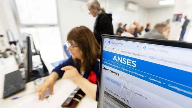 ANSES confirmó que los jubilados recibirán un bono de $70.000