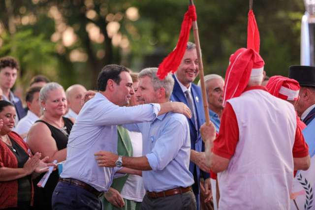 El gobernador Valdés, participó en un acto conmemorativo por el 173º aniversario de la Batalla de Caseros