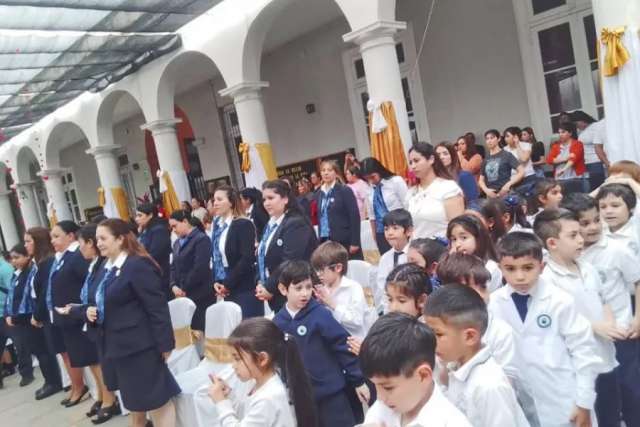Se anunció que los docentes correntinos trabajarán los sábados para recuperar los días perdidos de clases