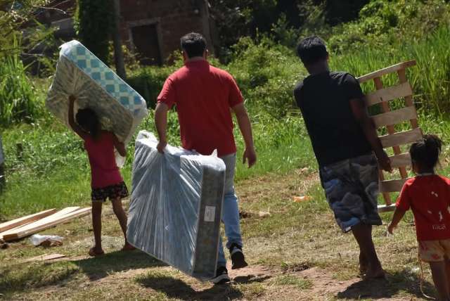 La Municipalidad de Santo Tomé sigue apoyando a las familias afectadas por la tormenta del 23 de enero,