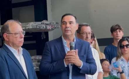 El gobernador Gustavo Valdés anunció que se está analizando un posible anuncio salarial para marzo,