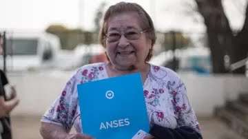 PAMI renovó la cartilla médica para 5 millones de jubilados y pensionados,