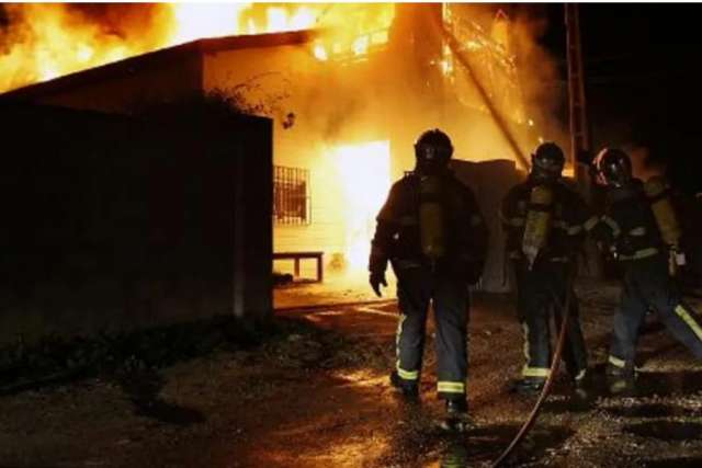 Una familia de Corrientes perdió todas sus pertenencias en un incendio