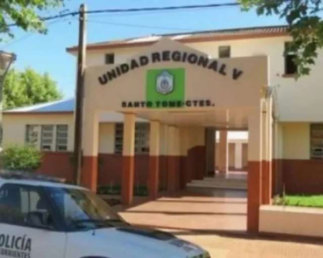 Un ex jugador de fútbol de Sto Tomé, acusado de abusar sexualmente de su hija, fue liberado