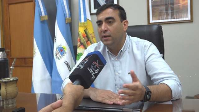 El intendente de Santo Tomé, José Augusto Suaid, abordó varios temas importantes en una reciente entrevista