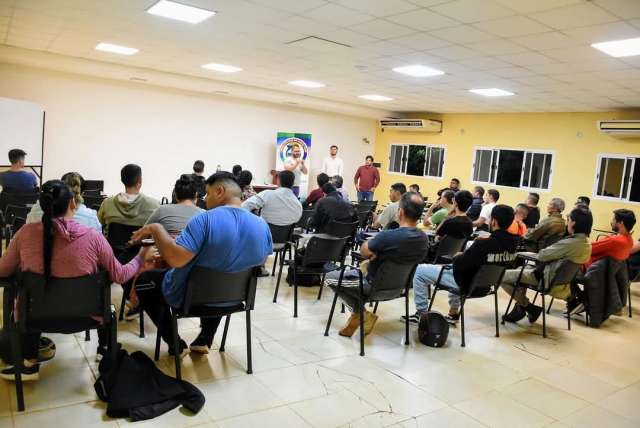 Comenzó el curso intermedio de Electricidad Básica en Santo Tomé,