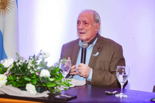 Se presentó el libro "Malvinas: cinco días decisivos"
