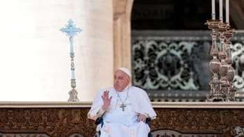 El Papa Francisco reapareció en la Plaza de San Pedro