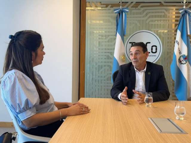 "Reunión con la ministra de Ciencia y Tecnología de Corrientes para impulsar el desarrollo tecnológico