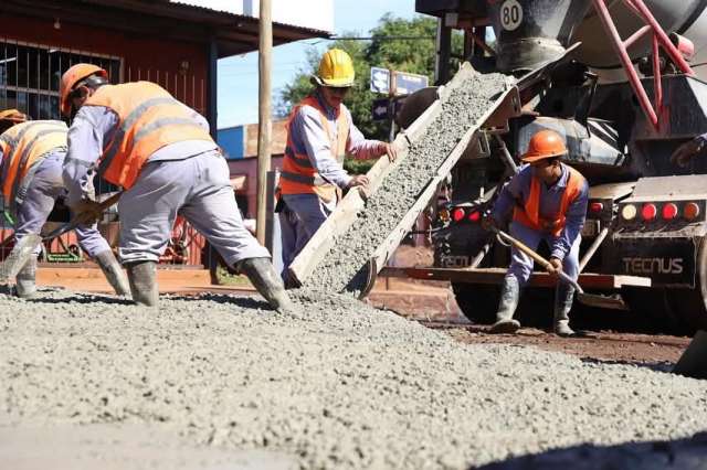 Finalizó la pavimentación de la avenida 25 de Mayo, entre San Martín y Manuel Belgrano