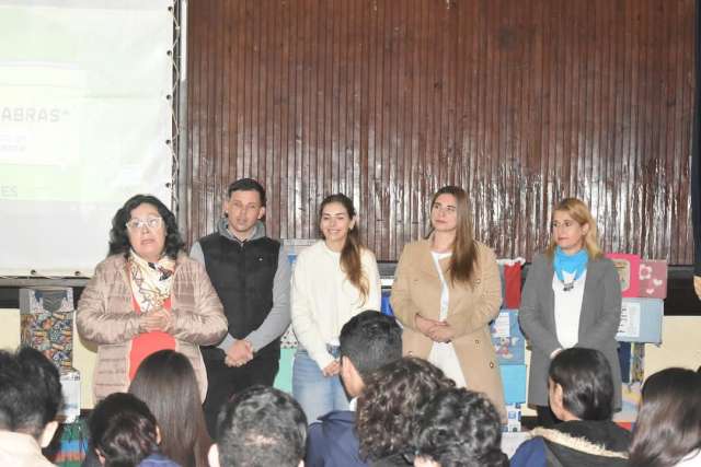 "La Dirección de Juventud recorre escuelas para abrir espacios de diálogo