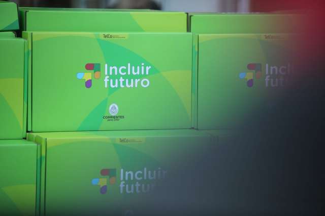 El gobernador Valdés destacó la inversión en educación pública,