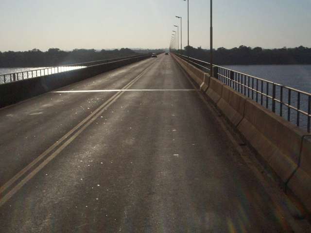 Ponta Negra Logística fue descalificada de la licitación para gestionar el Puente Internacional Foz do Iguaçu