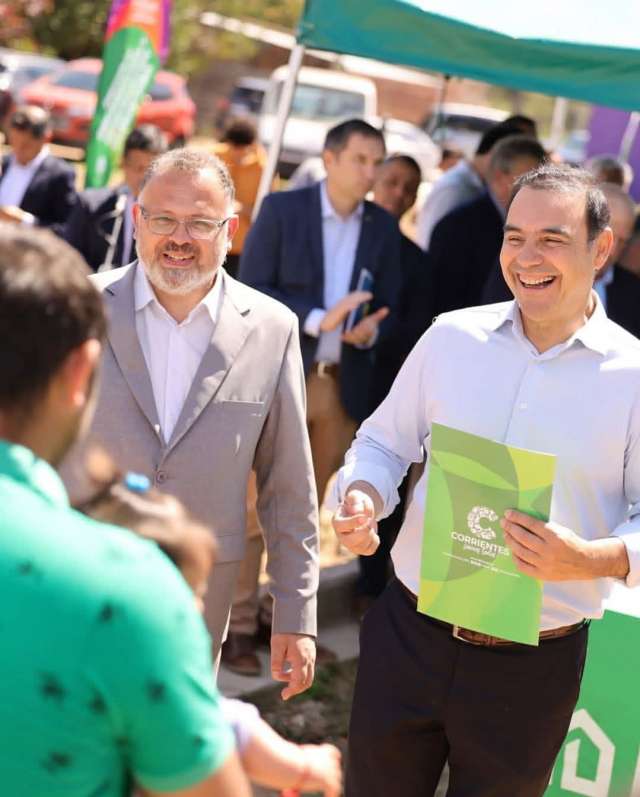 Gracias al programa provincial Oñondivé, entregaron 20 viviendas totalmente equipadas,