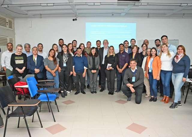 Desde la Dirección de Educación Superior participaron del IV Encuentro de Centros Regionales