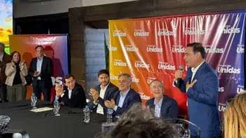 El gobernador de Corrientes, Gustavo Valdés, participó en una reunión de "Provincias Unidas"