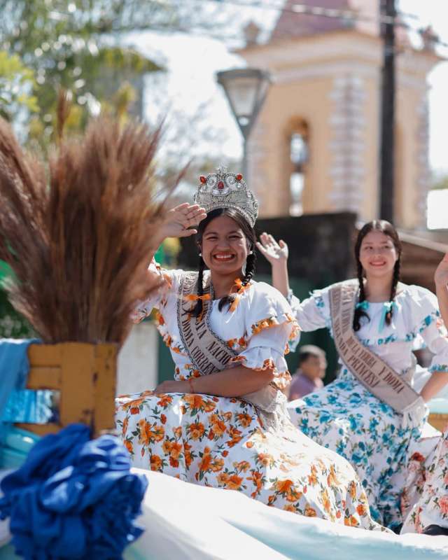 ¡Orgullo y tradición en las calles de Ituzaingó!