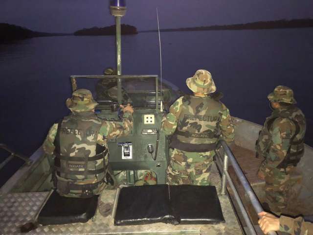 La Prefectura Naval Argentina refuerza la seguridad en la frontera de Corrientes con Brasil,