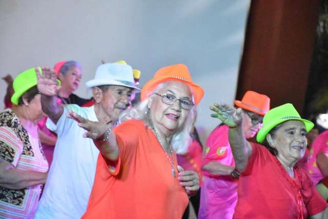 Qué linda tarde vivieron en el Festival del Adulto Mayor
