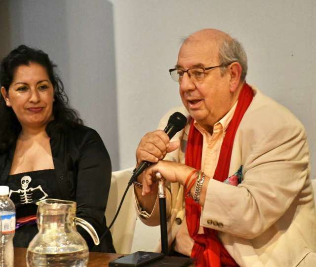 La noche de las letras oscuras