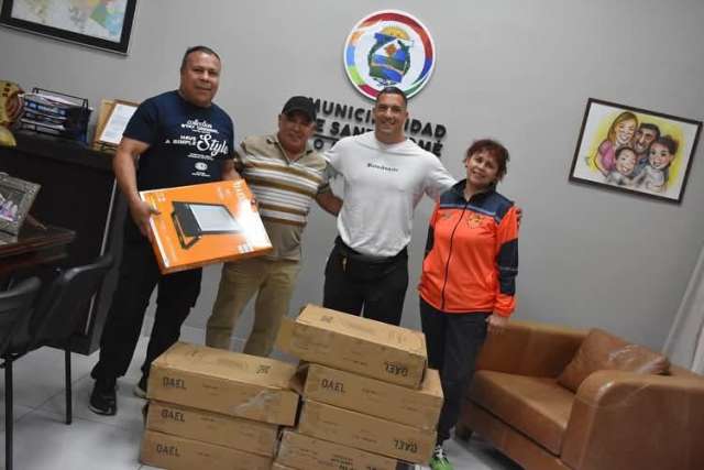 Nueva iluminación LED en el Club Berón de Astrada
