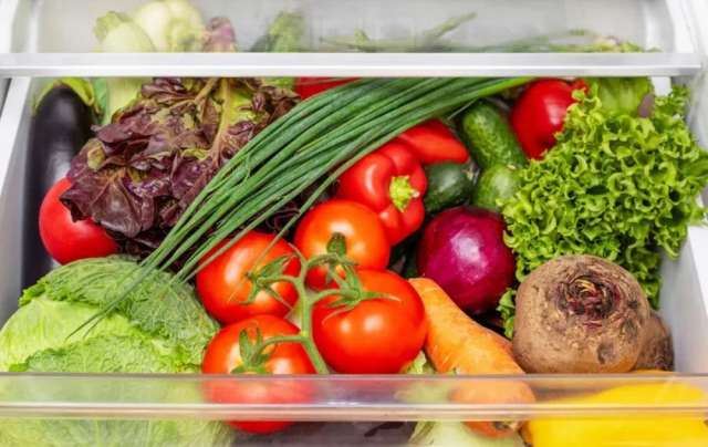 Conserve las frutas y verduras frescas en la heladera con 2 simples trucos para que no se oxiden