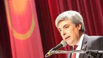 El rector de la Unne, Omar Larroza, expresó su descontento con la actitud del Gobierno nacional